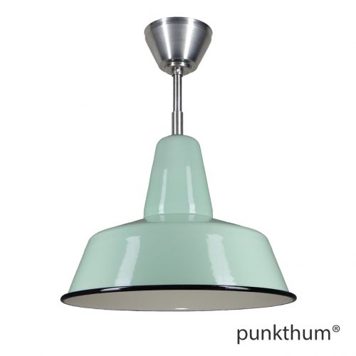 Apfelgrüne Emaillelampe, Fabriklampe mit Stahlrohr-Aufhängung und Baldachin.